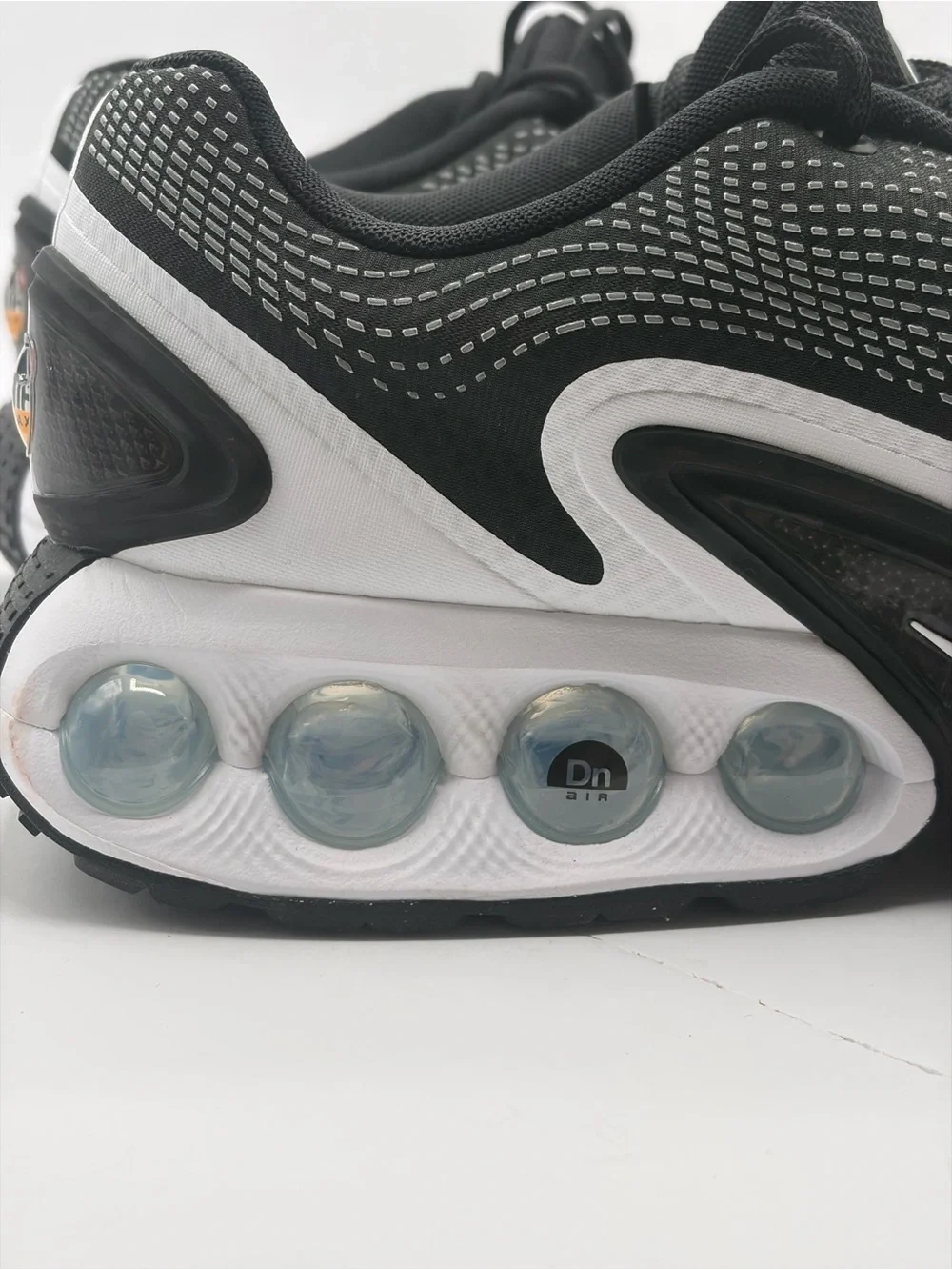 Nike Air Max Dn DV3337-001 Black White Size 13 New Running Shoe